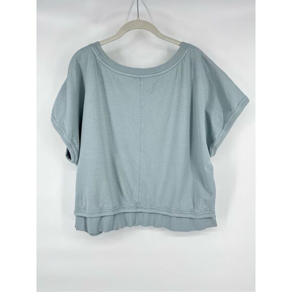 Athleta Sundown Shirred Tee Pale Sea Green Round Neck Boxy Size Large 798665 EUC - Picture 3 of 10